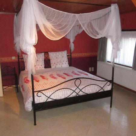 Vakantiewoning Upstairzzz Kortessem ภายนอก รูปภาพ