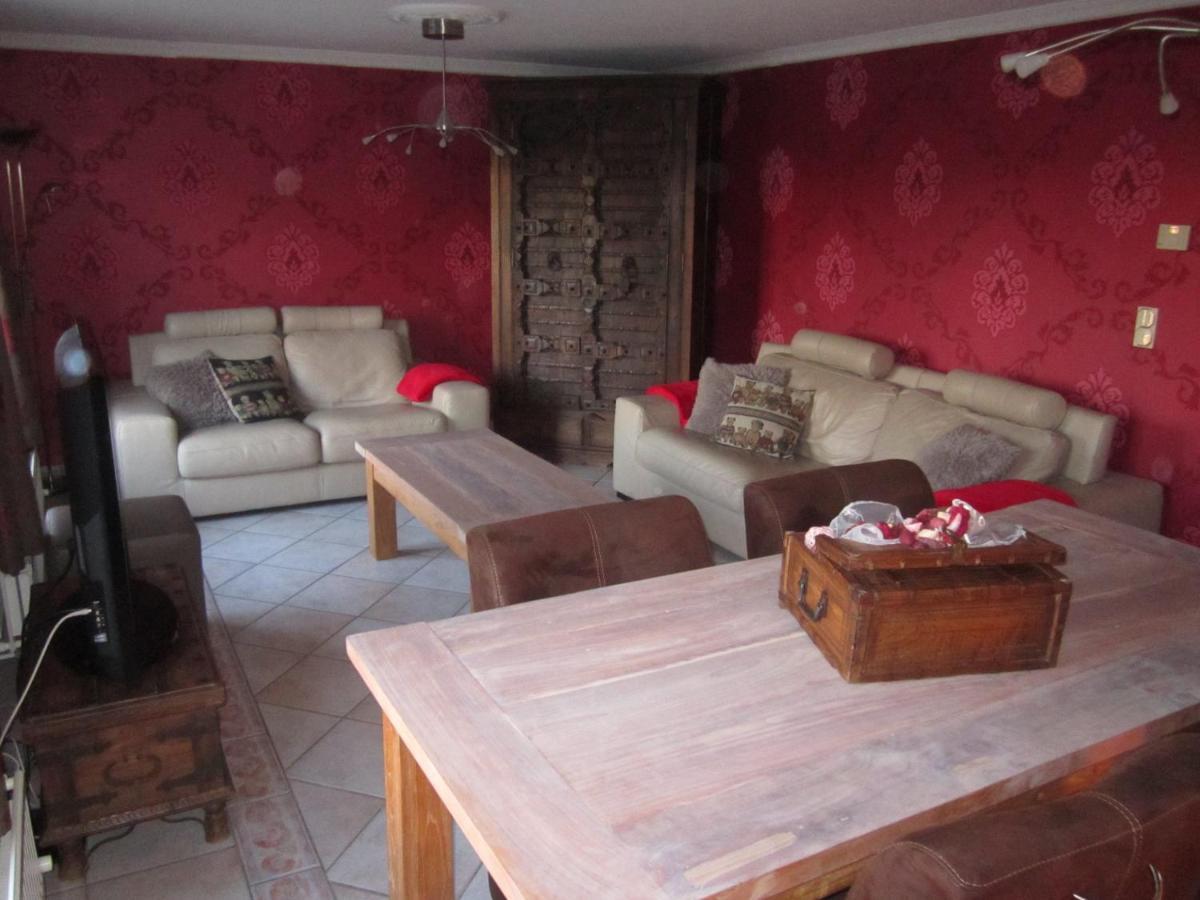 Vakantiewoning Upstairzzz Kortessem ภายนอก รูปภาพ