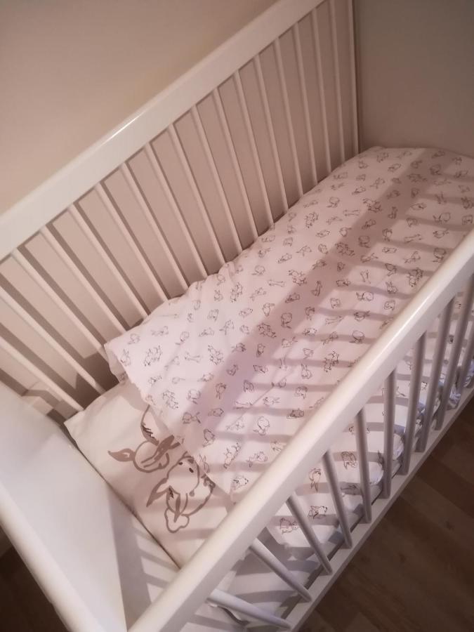 Vakantiewoning Upstairzzz Kortessem ภายนอก รูปภาพ
